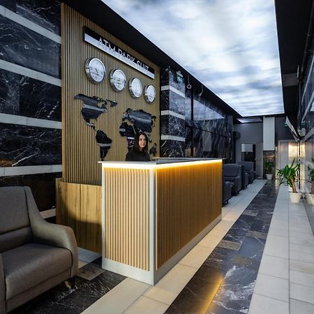 Atm Suit Otel Istanbul Exterior photo